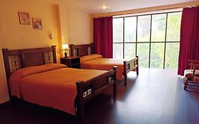 Hotel Maison Fiori  3*